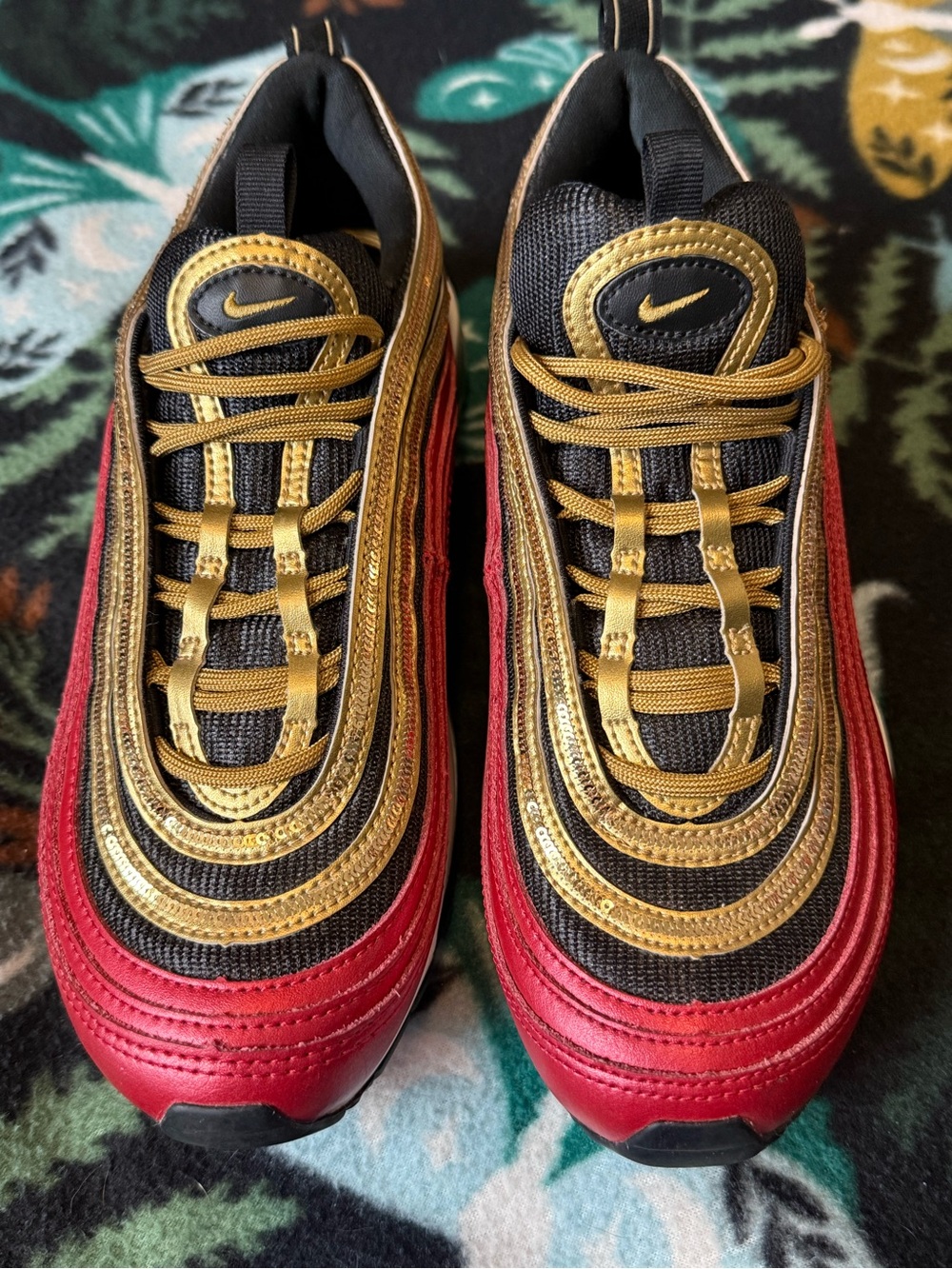 Nike Air Max 97 Red Metallic Gold Black Sneakers Women’s Size 8